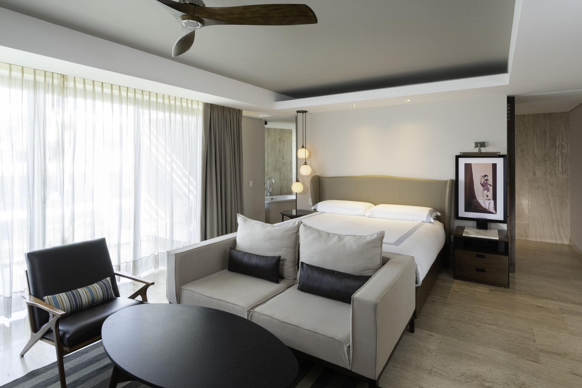Thompson House Resort 4*