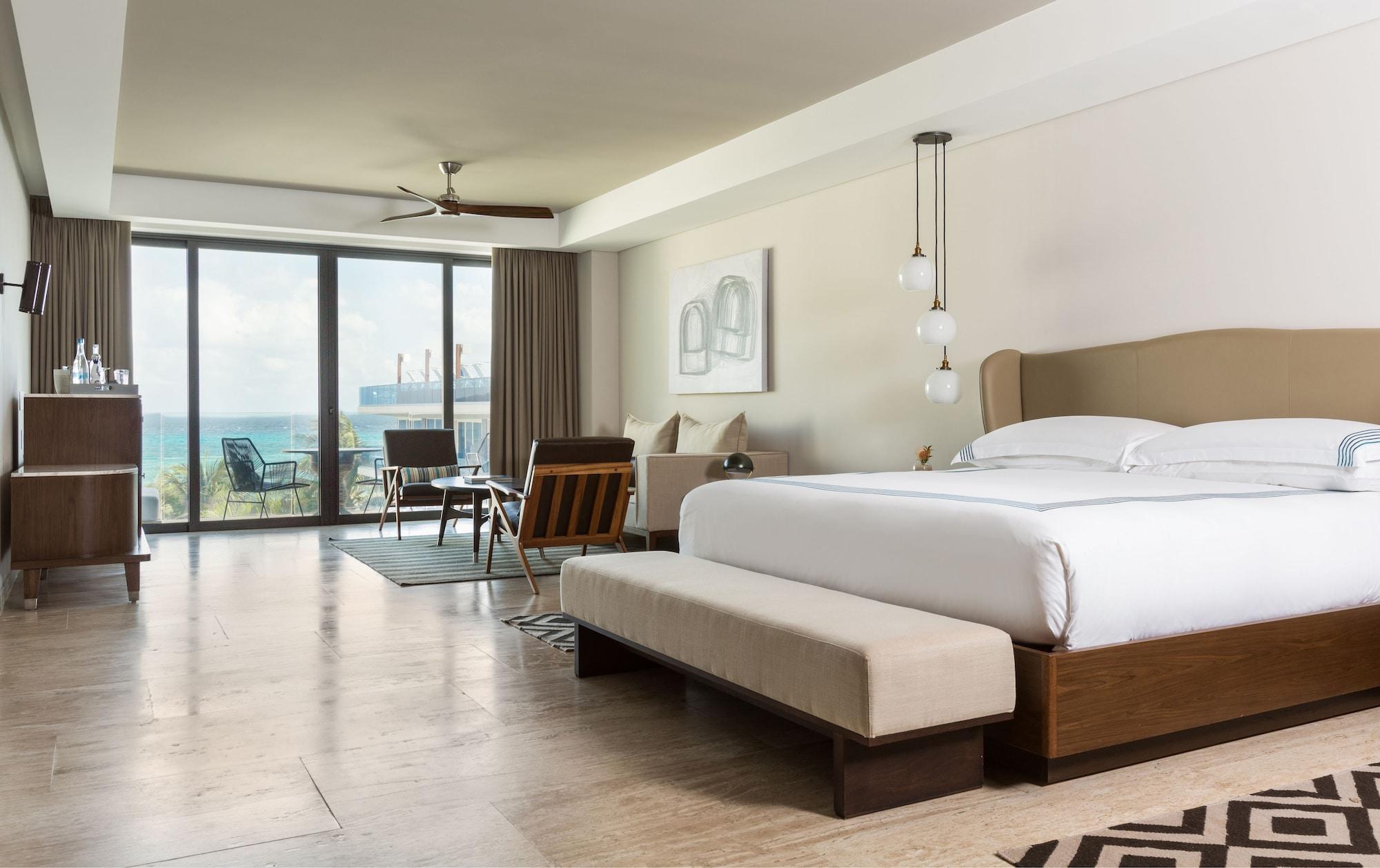 Resort Thompson House 4*